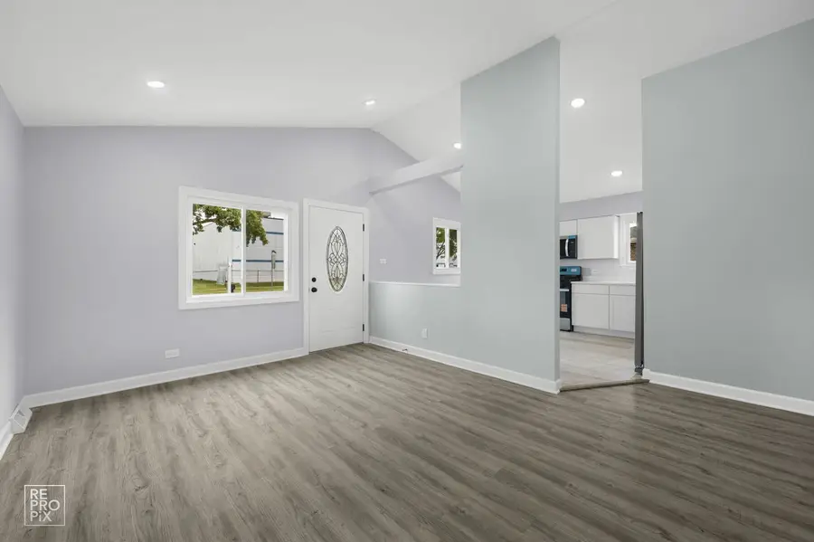 7616 S 78th Avenue, Bridgeview, IL 60455 - #2