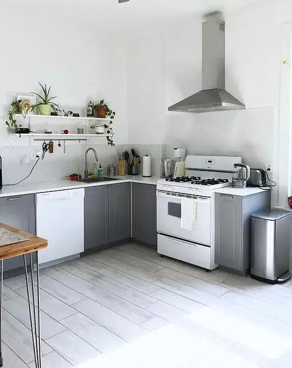 3229 W Dickens Avenue, Chicago, IL 60647 - #2