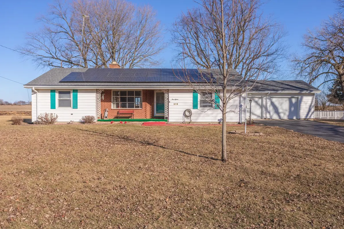 315 S Maple Street, Piper City, IL 60959 - #1