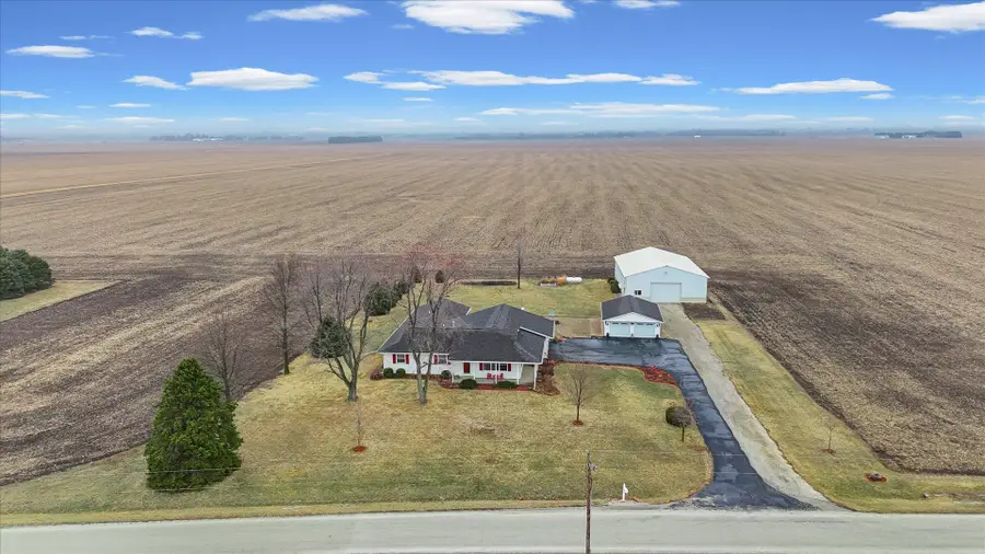 540 E 50n Road, Gibson City, IL 60936 - #2