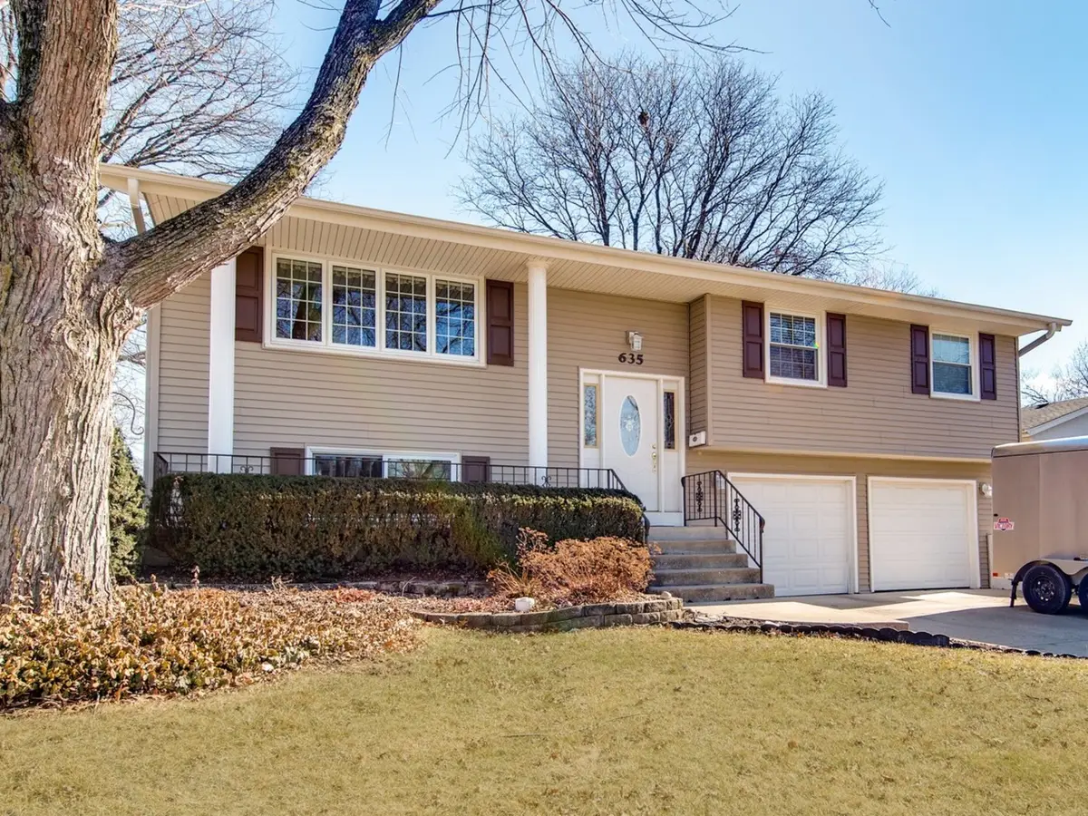 635 Verona Court, Schaumburg, IL 60193 - #1