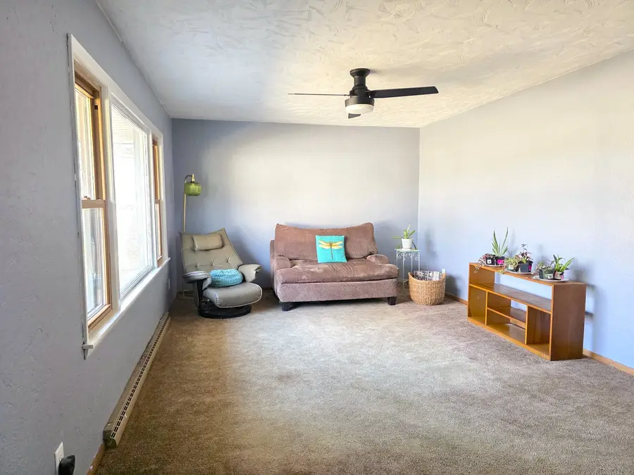 524 E Chestnut Street, Geneseo, IL 61254 - #2