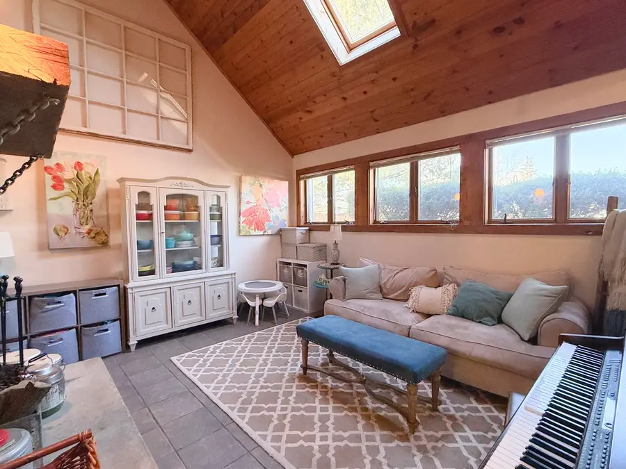 836 Oak Manor Drive, Marengo, IL 60152 - #3