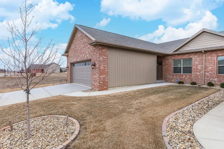 1906 Dunraven Road, Bloomington, IL 61704 - #2