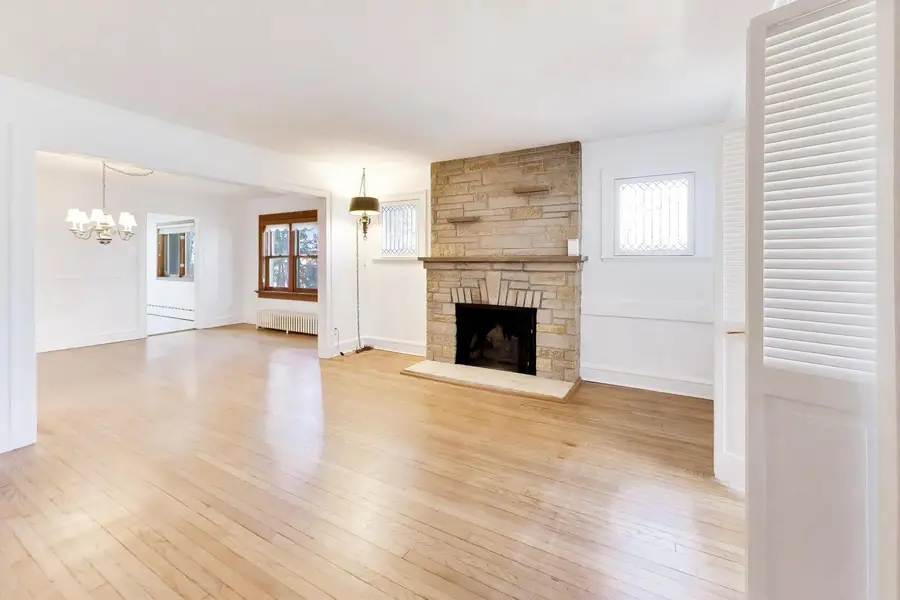 250 High Street, Highwood, IL 60040 - #3