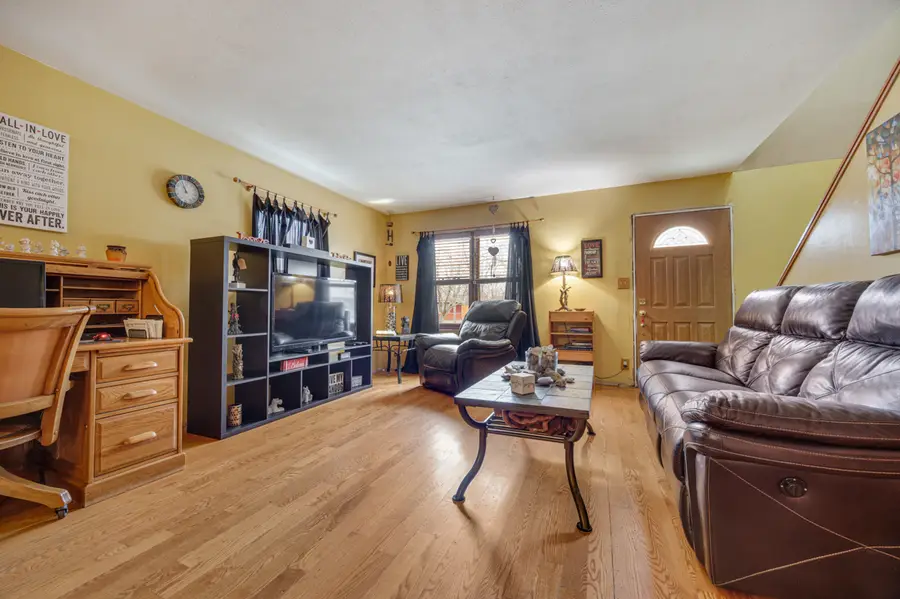 128 Fairview Lane, Streamwood, IL 60107 - #3