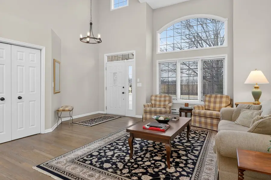 4937 Commonwealth Avenue, Western Springs, IL 60558 - #2