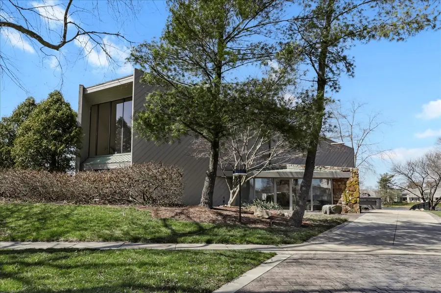 4010 Clubhouse Drive, Champaign, IL 61822 - #2