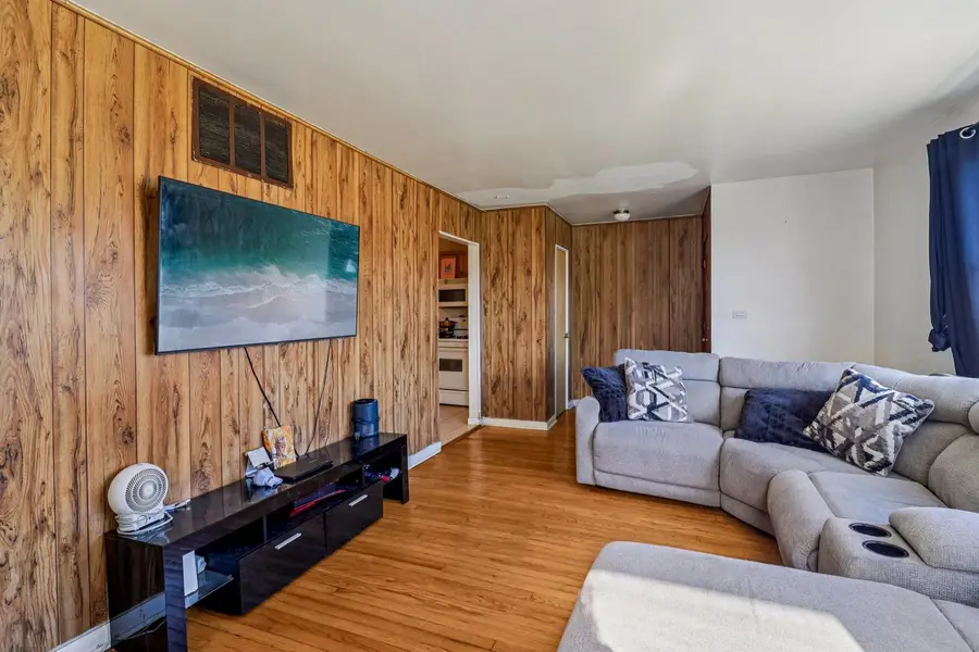 1532 N 39th Avenue, Stone Park, IL 60165 - #3