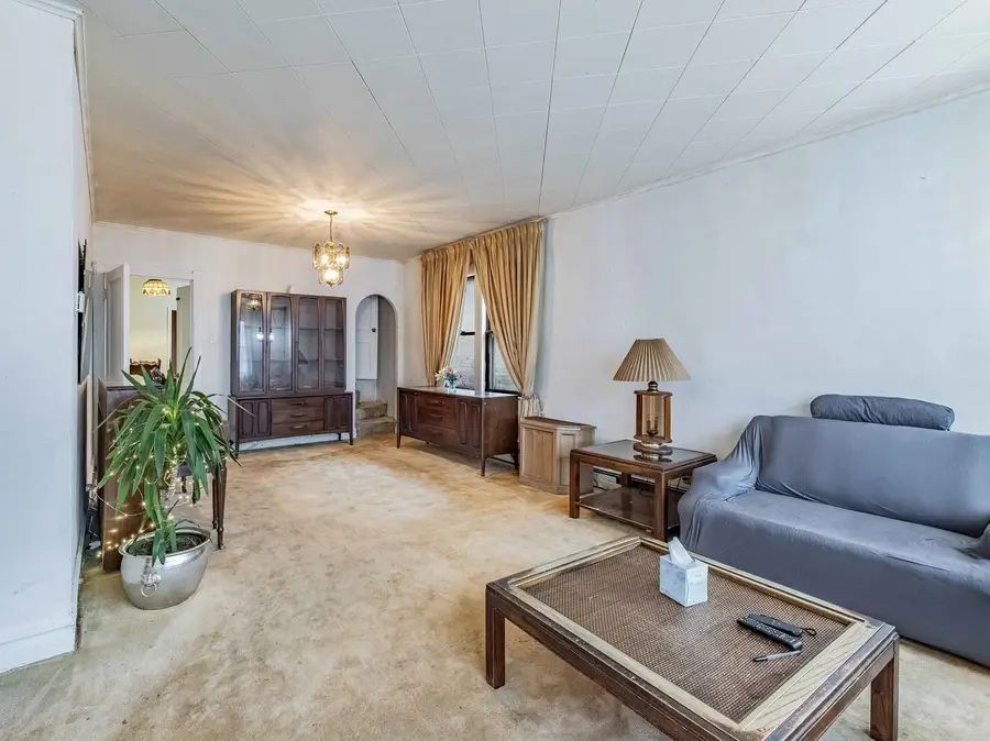 7871 W Oakleaf Avenue, Elmwood Park, IL 60707 - #3