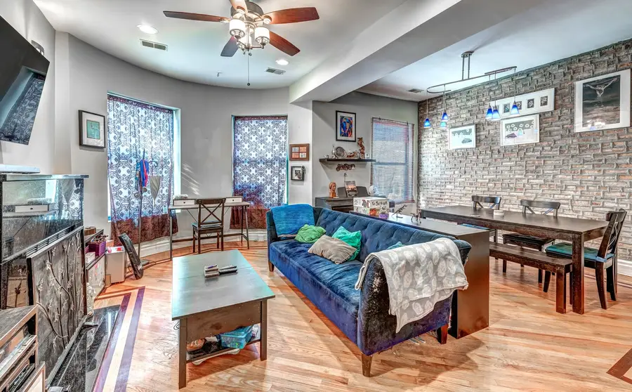 4543 S Prairie Avenue #3S, Chicago, IL 60653 - #2