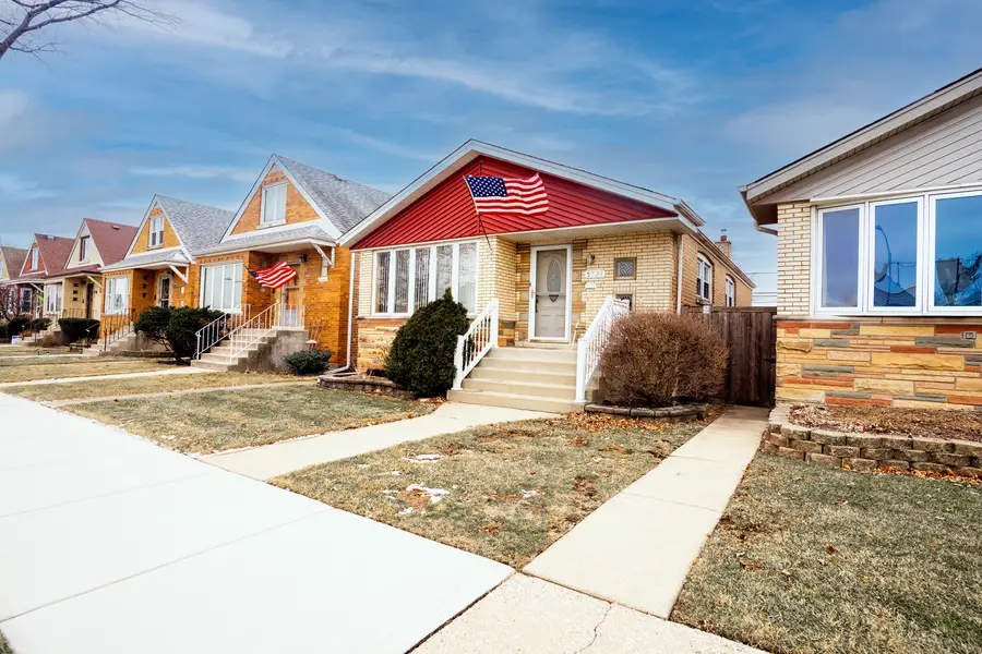 5734 S Melvina Avenue, Chicago, IL 60638 - #3
