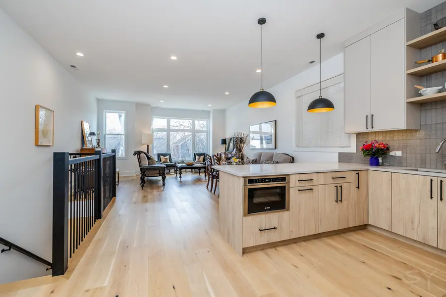 1714 N Washtenaw Avenue #2, Chicago, IL 60647 - #3