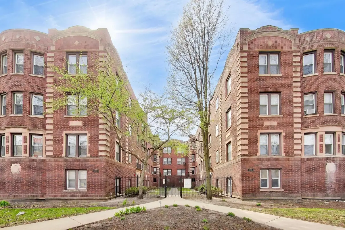 126 Clyde Avenue #2, Evanston, IL 60202 - #1