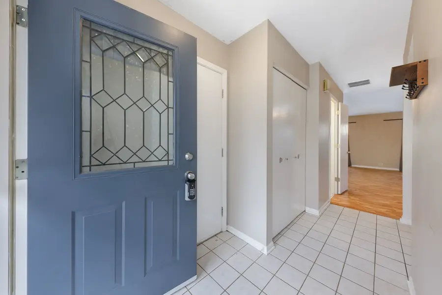 1604 Pebble Beach Circle, Elgin, IL 60123 - #3