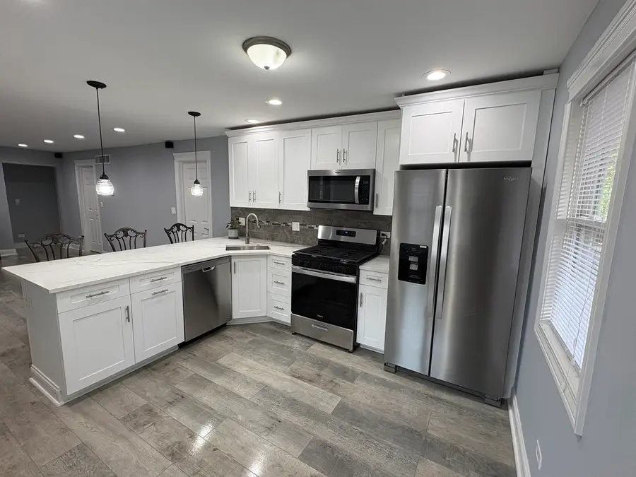 5517 Essex Road, Lisle, IL 60532 - #3