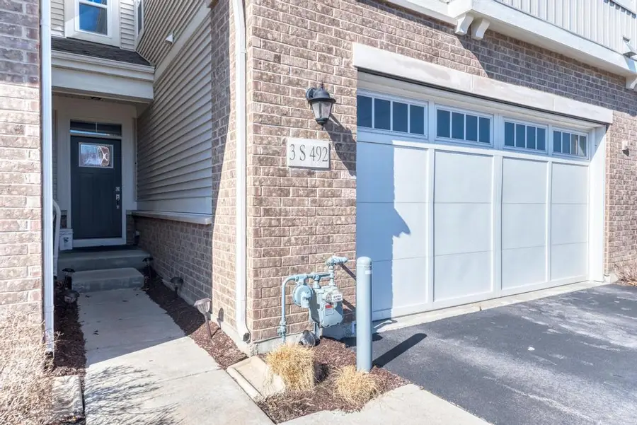 3S492 Barkley Avenue #19-4, Warrenville, IL 60555 - #3