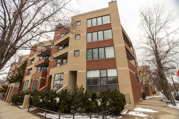 1500 W Grand Avenue #1E, Chicago, IL 60642