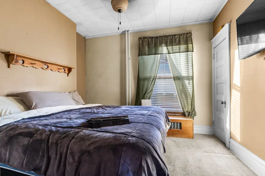 916 Berylan Street, Belvidere, IL 61008 - #3