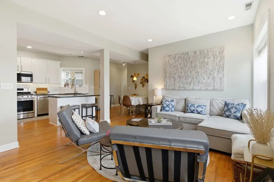 121 Callan Avenue #3S, Evanston, IL 60202 - #2