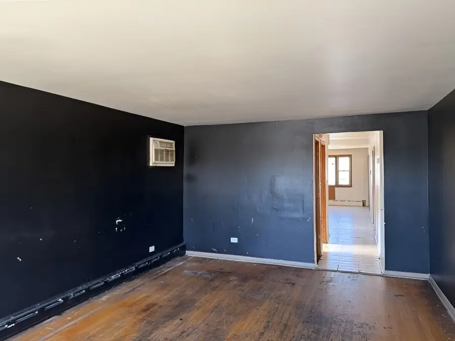 354 Calhoun Avenue, Calumet City, IL 60409 - #2