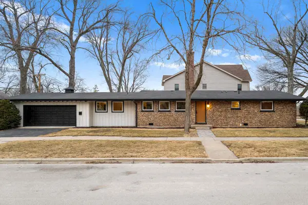 461 W Grantley Avenue, Elmhurst, IL 60126