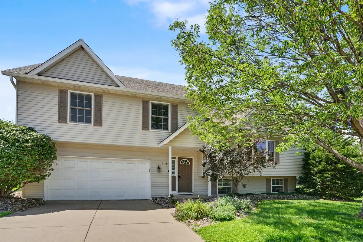 5128 Woodland Court, Davenport, IA 52807 - #1