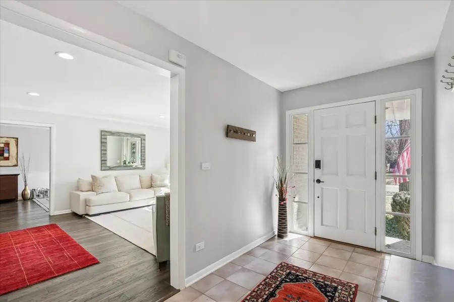 440 W Sheridan Place, Lake Bluff, IL 60044 - #3