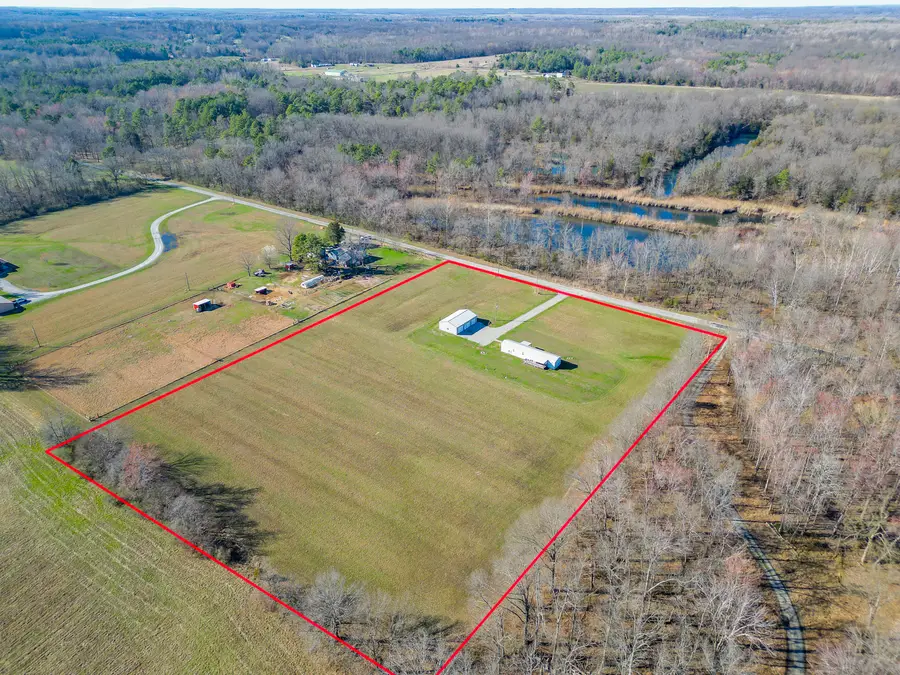 24555 Legion Road, Stonefort, IL 62987 - #3