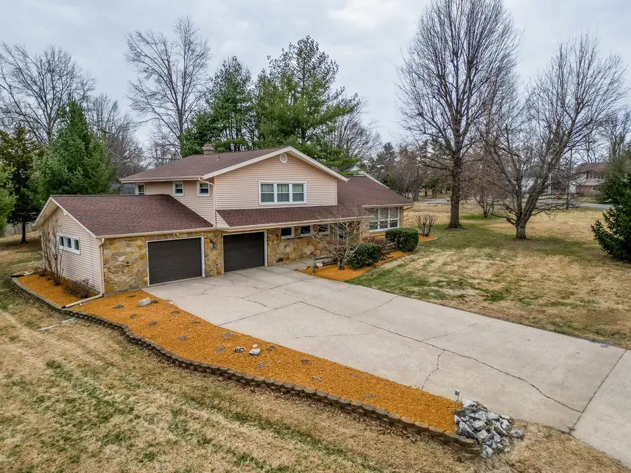 212 Kane Drive, Herrin, IL 62948 - #2