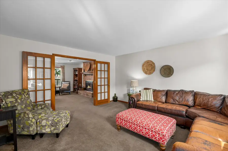 655 Blackhawk Drive, Batavia, IL 60510 - #3