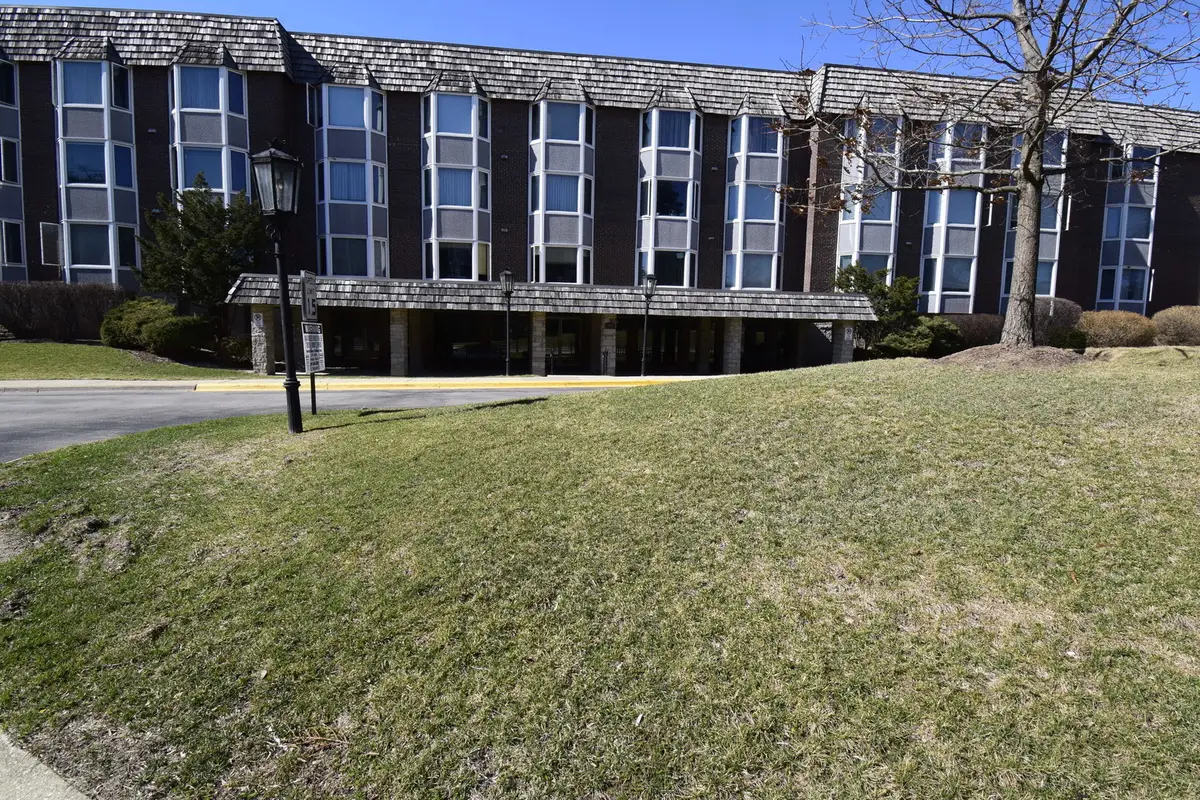 400 Ascot Drive #3M, Park Ridge, IL 60068 - #1