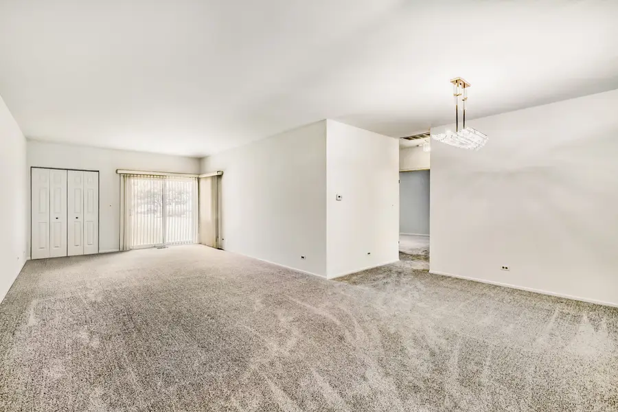 126 Autumn Court #126, Buffalo Grove, IL 60089 - #2