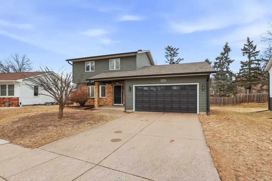 2250 W Columbia Avenue, Davenport, IA 52804 - #3