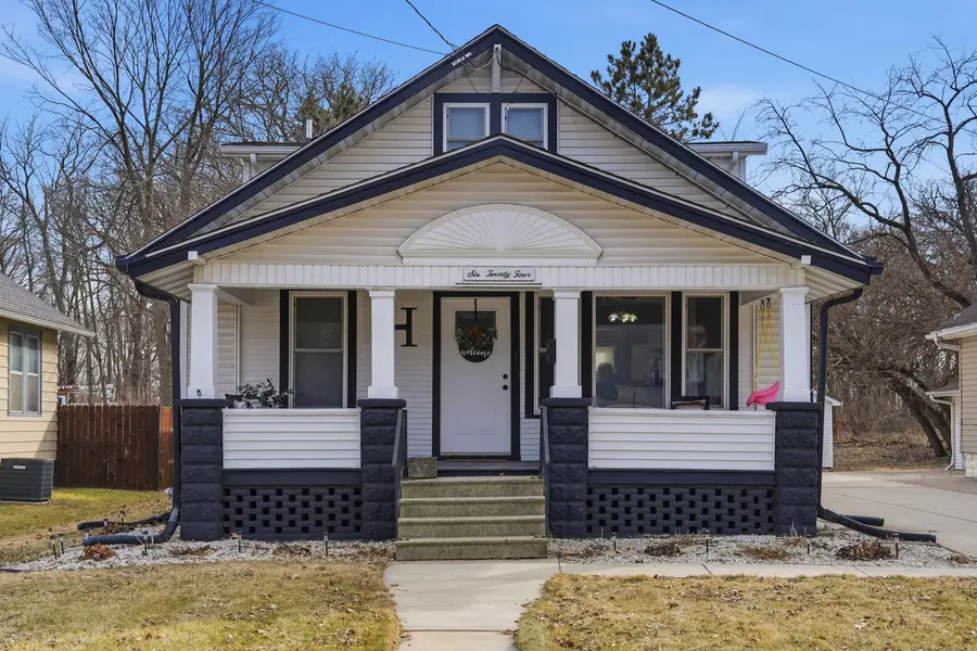 624 Palmyra Street, Dixon, IL 61021 - #2