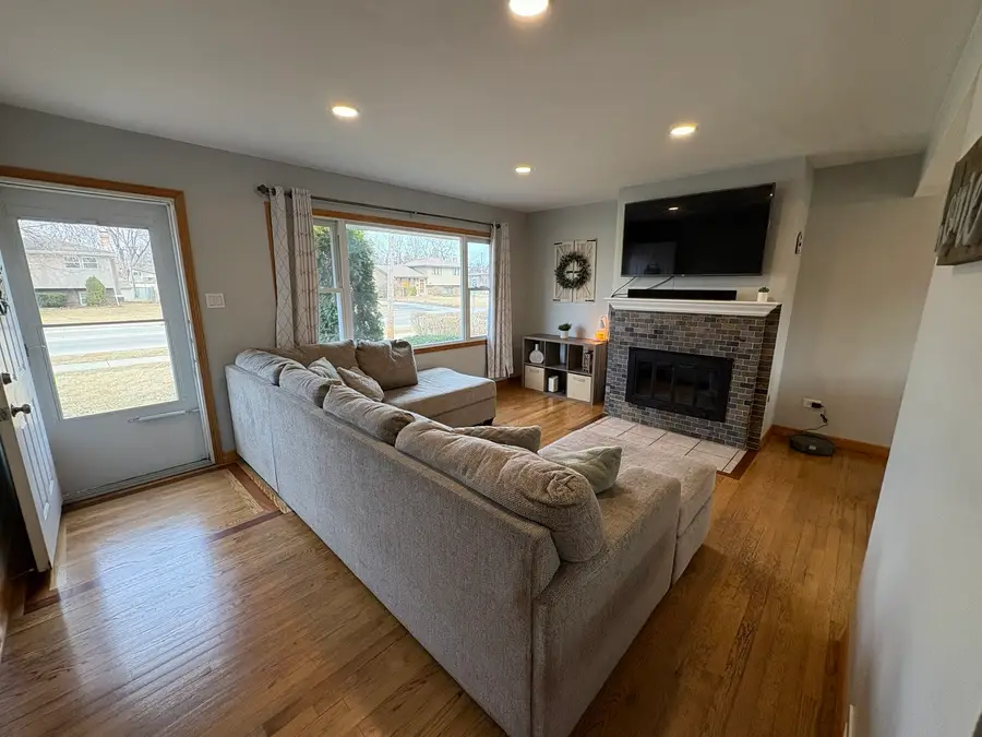 6743 W 115th Street, Worth, IL 60482 - #3