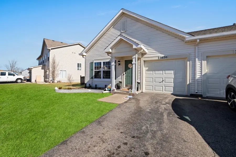 3020 Hoffman Street, Plano, IL 60545 - #2