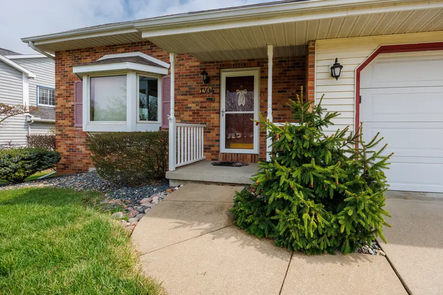 1304 S Hershey Road, Bloomington, IL 61704 - #2