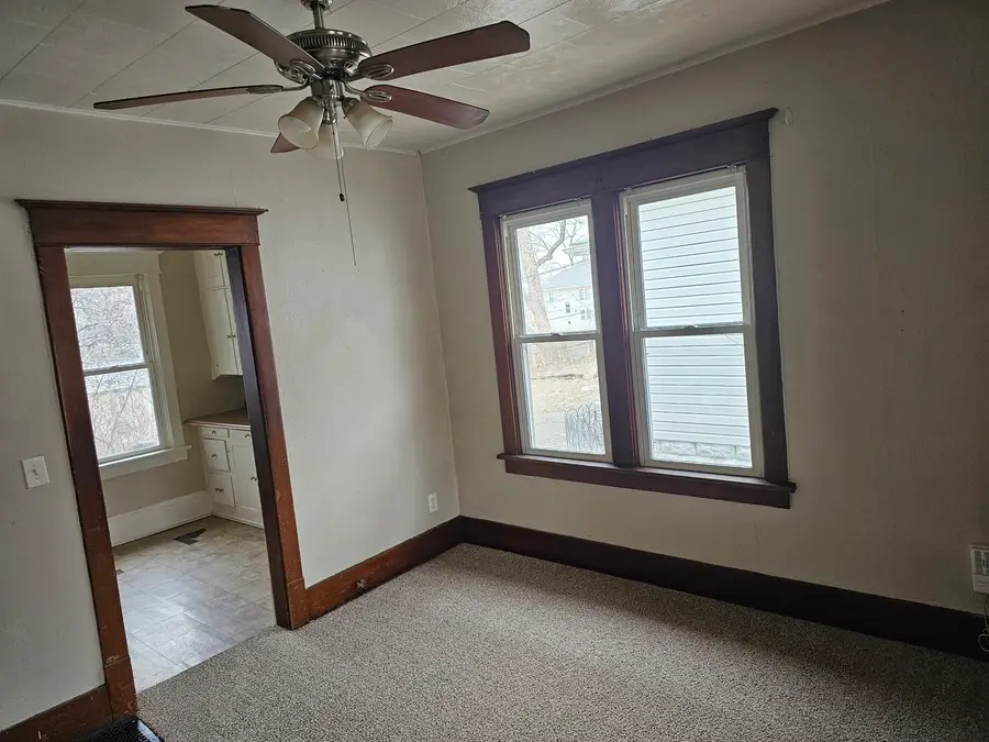 3325 7 1/2 Avenue, Rock Island, IL 61201 - #3