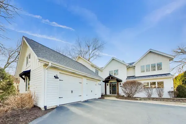 Address Withheld By Seller, Lisle, IL 60532