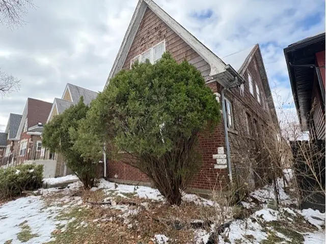 10404 S Emerald Avenue, Chicago, IL 60628 - #3