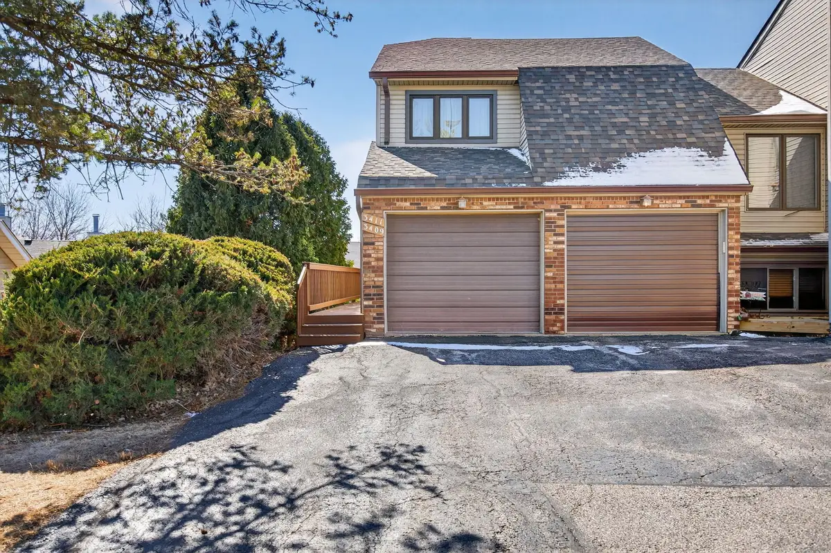 3409 Parkwild Drive #101, Bettendorf, IA 52722 - #1