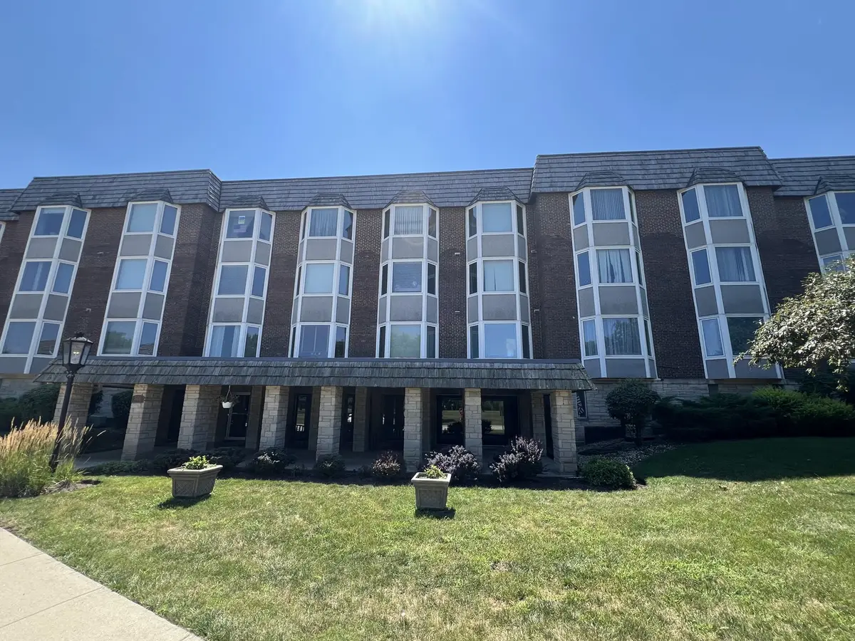 500 Thames Parkway #1F, Park Ridge, IL 60068 - #1