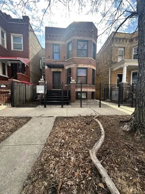 3023 W Wellington Avenue, Chicago, IL 60618 - #1