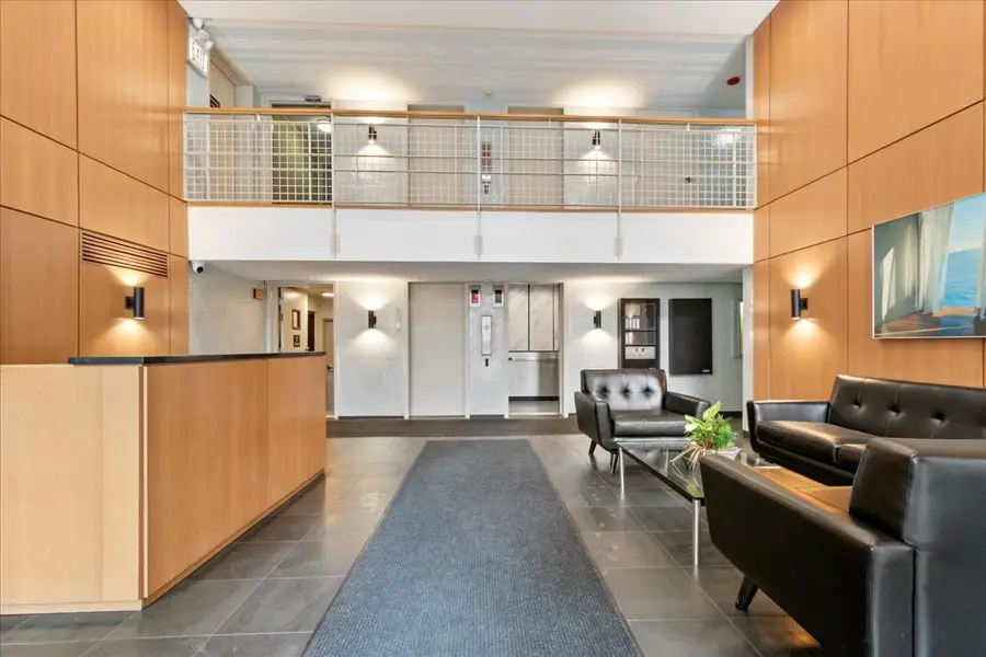 3033 N Sheridan Road #1605, Chicago, IL 60657 - #2