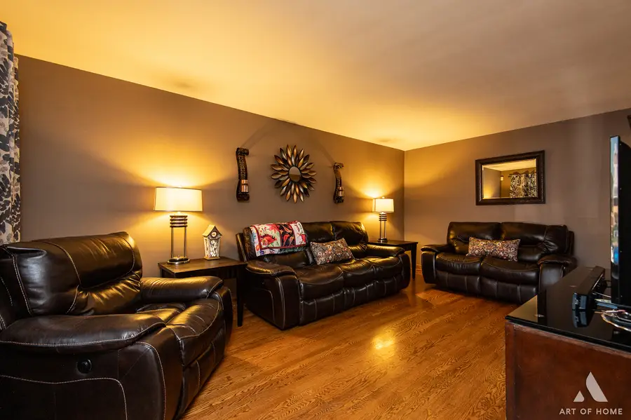 5831 S Meade Avenue, Chicago, IL 60638 - #3