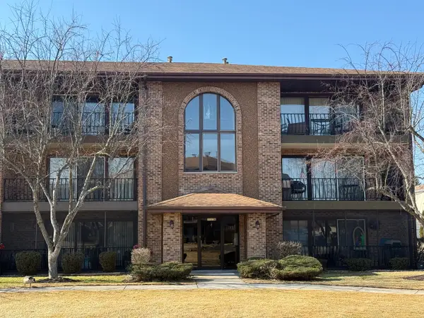 11116 Heritage Drive #3B, Palos Hills, IL 60465