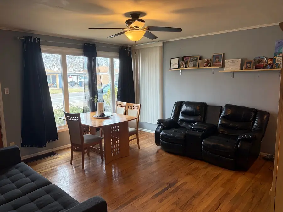 8417 S Scottsdale Avenue, Chicago, IL 60652 - #3