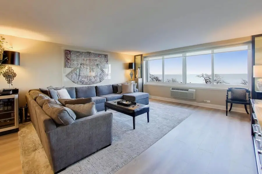 1440 N Lake Shore Drive #5E, Chicago, IL 60610 - #2