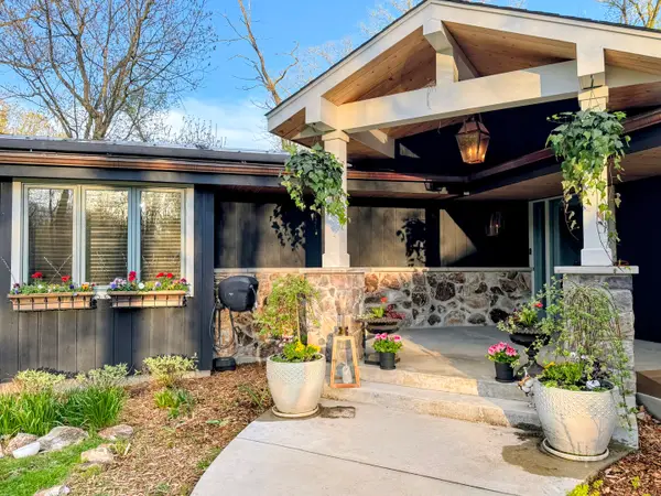 2655 Crestwood Lane, Riverwoods, IL 60015